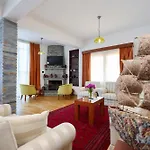 Kanione Hotel Cerenisht