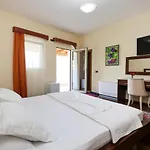 Kanione Hotel