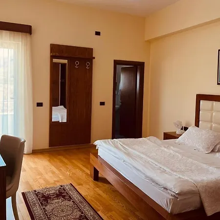 Hotel Kanione 4*