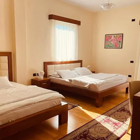 Kanione Hotel Cerenisht