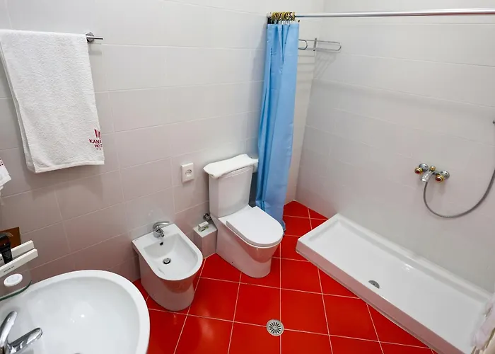 Kanione Hotel Cerenisht