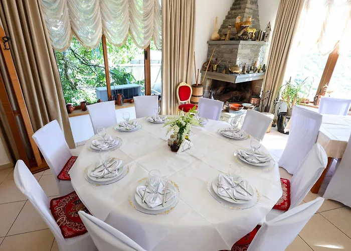 Kanione Hotel Cerenisht