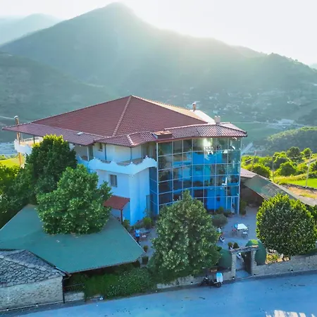 Kanione Hotel Cerenisht