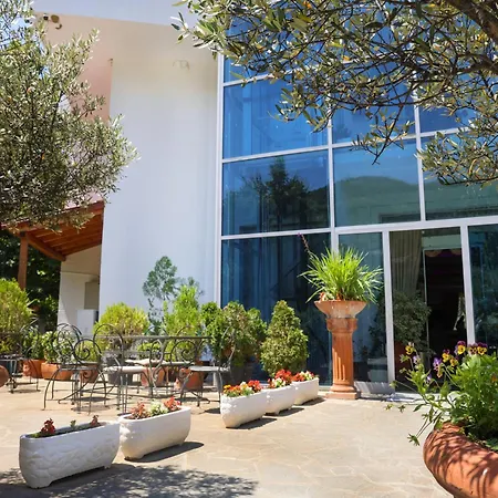 Kanione 4* Cerenisht