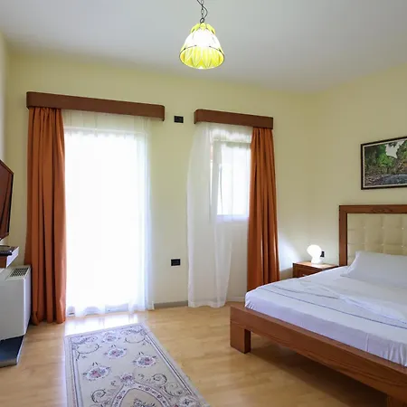 Hotel Kanione Cerenisht