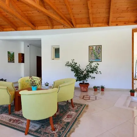 Kanione Hotel 4*